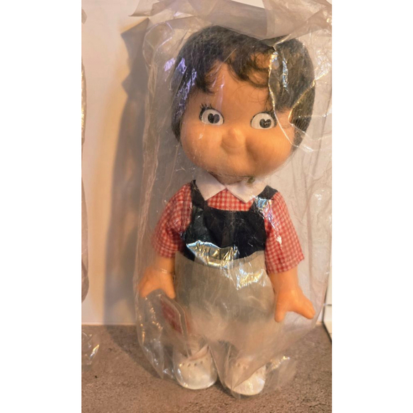 Campbell's Special Edition 1988 Kid Doll Set - Picture 3 of 6